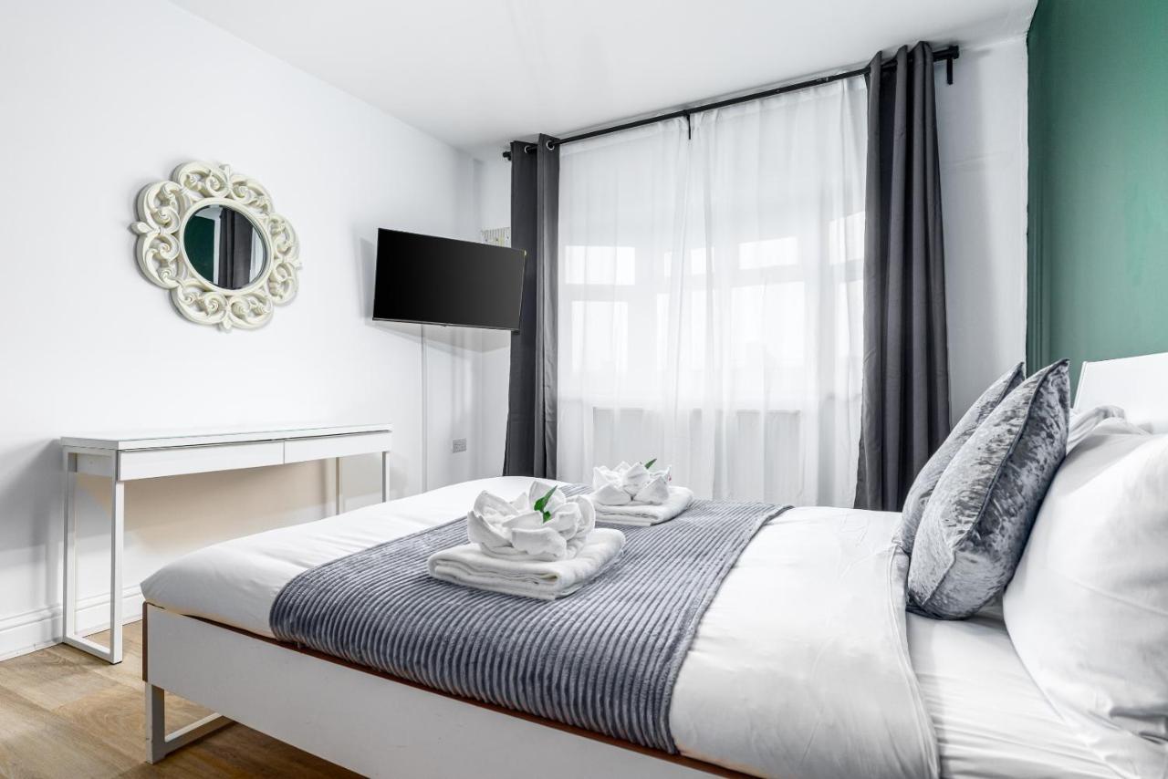 City Gate Guest House Londra Esterno foto