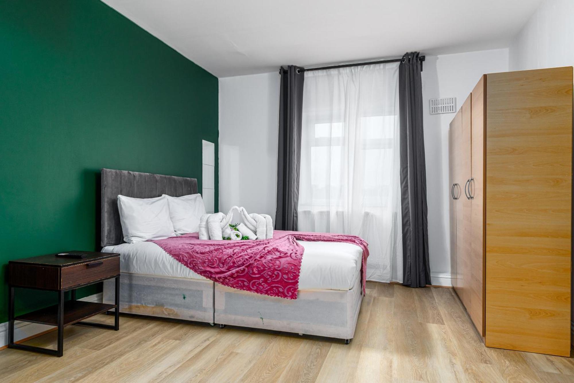 City Gate Guest House Londra Esterno foto