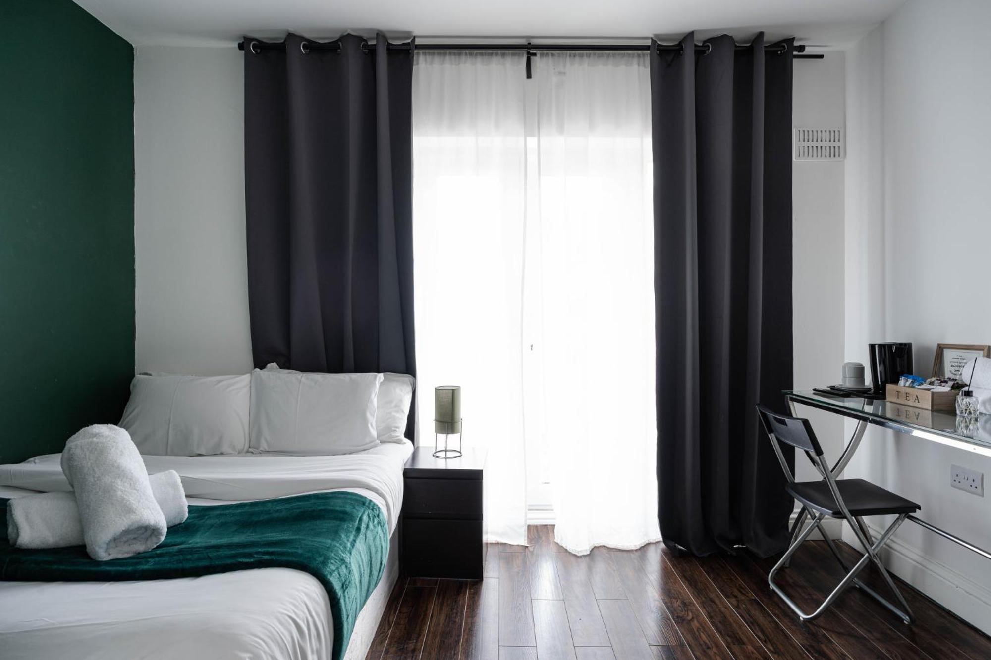 City Gate Guest House Londra Esterno foto