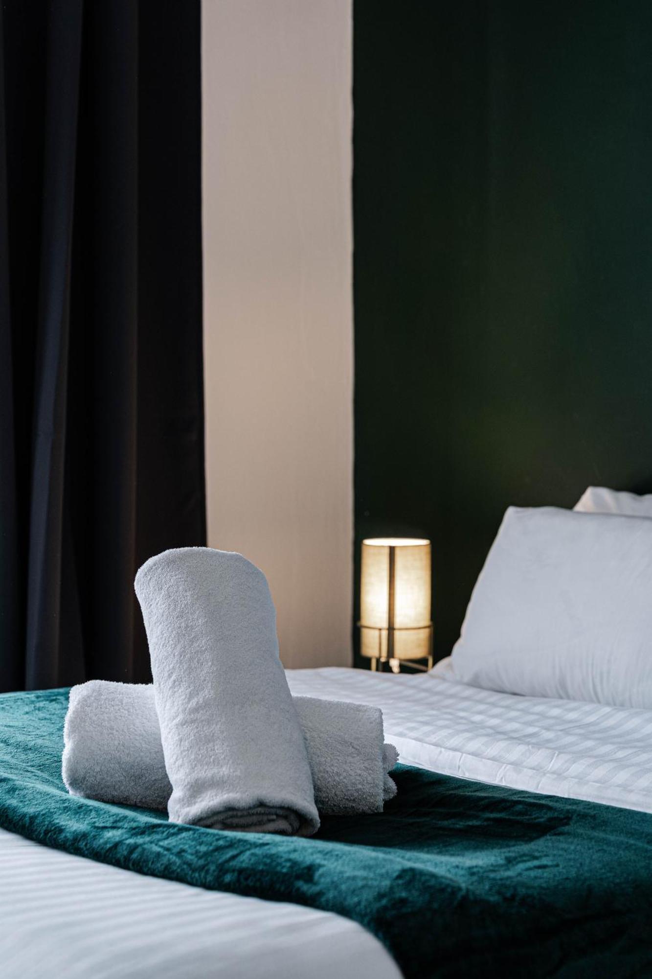 City Gate Guest House Londra Esterno foto